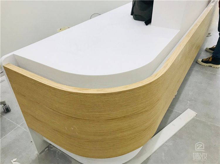 桌子貼膜改色方法
